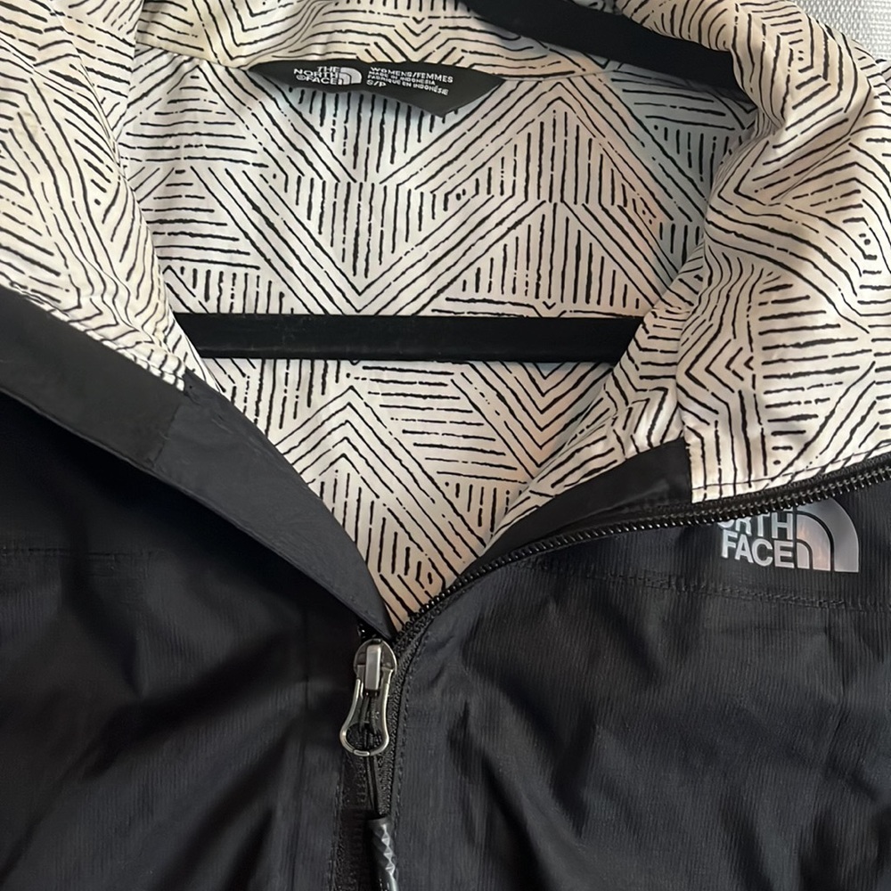 Northface Rainproof Jacket - image 2
